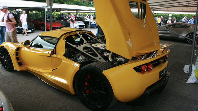 Illustration for article titled The Ten Quickest Street Legal Cars In America